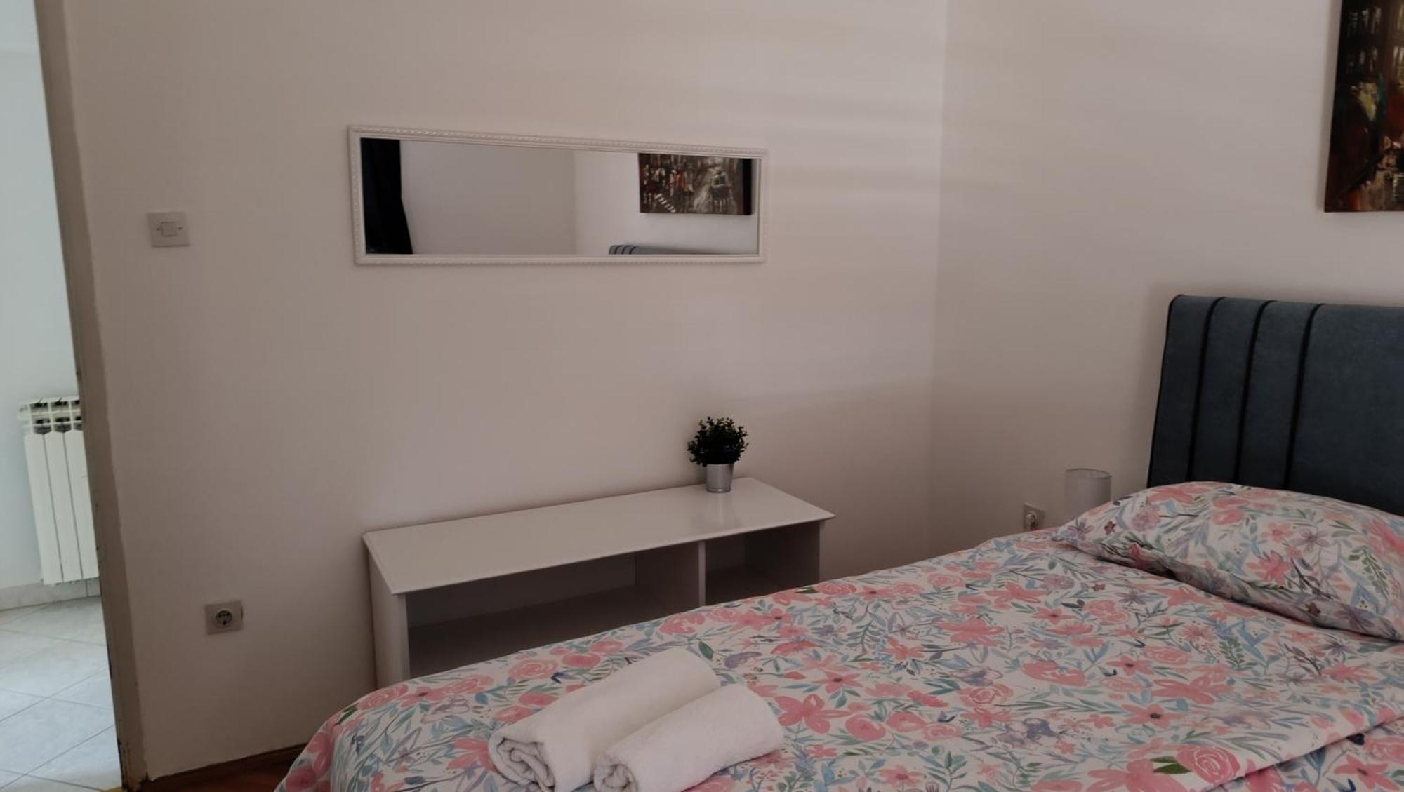 Apartments Gabriela Пореч Екстериор снимка